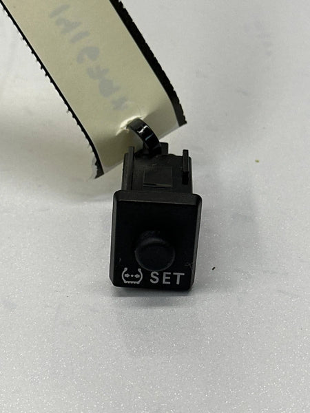 2018 TOYOTA RAV-4 TIRE PRESSURE SET CONTROL SWITCH BUTTON ASSEMBLY OEM 15A644