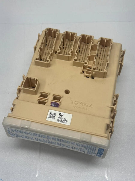 2018 TOYOTA RAV-4 JUNCTION BOX FUSE RELAY BLOCK BOX ASSY OEM 8273042791 2.5L
