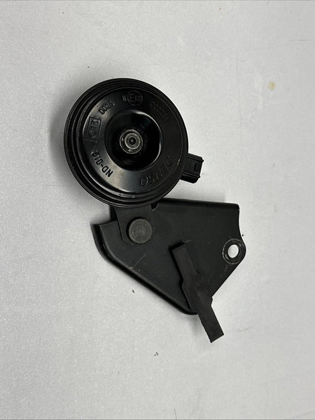 20 TO 23 TOYOTA COROLLA HIGH HORN SIREN PITCH HI NOTE TONE ASSEMBLY OEM 8656016020