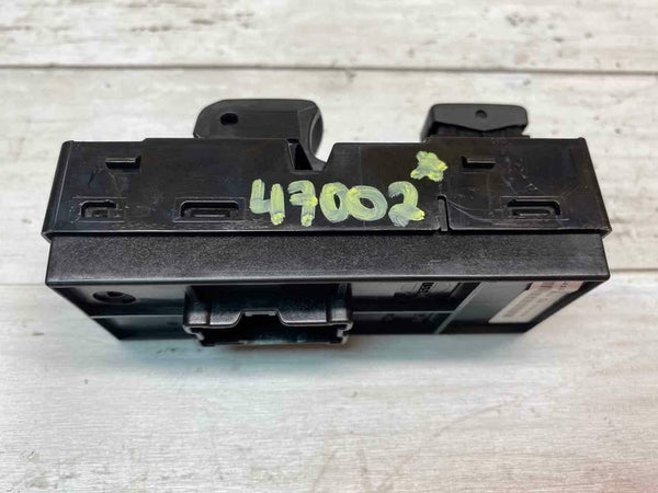 2017 2019 NISSAN TITAN WINDOW SWITCH FRONT RIGHT SIDE OEM 25411EZ00A