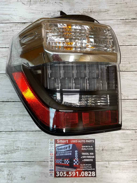 2014 2020 TOYOTA 4RUNNER TAIL LIGHT ASSY LEFT DIRVER SIDE OEM 8156135392