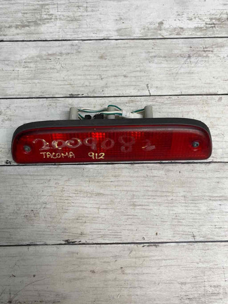 2017 TOYOTA TACOMA 3RD BRAKE LIGHT AVOIDANCE LAMP ASSY OEM