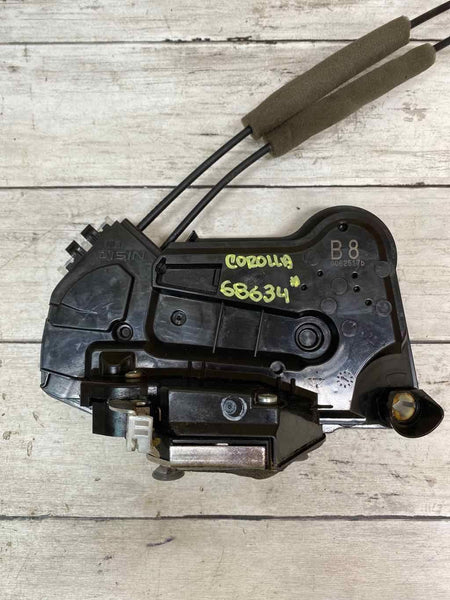 14 20 TOYOTA COROLLA TRAVA DA PORTA DIANTEIRA ESQUERDA LH ASSY OEM 6904002440