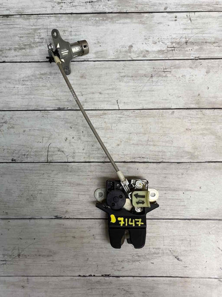 Pestillo de maletero trasero con orificio para llave, Hyundai Sonata 2015, OEM