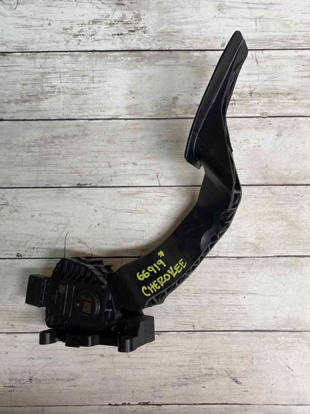 2019 JEEP CHEROKEE 2.4L PEDAL ACCELERATOR ASSY OEM