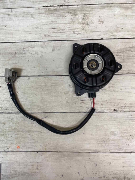 18 20 TOYOTA CHR ELECTRIC COOLING FAN MOTOR ONLY OEM 163630T210