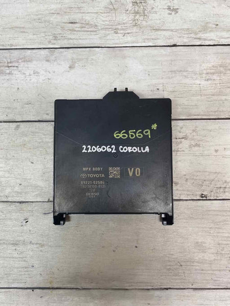 20 22 TOYOTA COROLLA SE 2.0L BCM MULTI NETWORK CONTROL MODULE OEM 8922102580