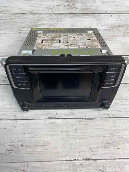 2017 VOLKSWAGEN JETTA NO GLI RÁDIO TELA DE EXIBIÇÃO E RECEPTOR ASSY OEM 561035150A