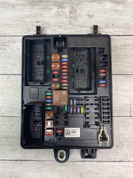 RELÉ DE CAJA DE CONEXIONES ATS DE CADILLAC 2017 OEM 23134073