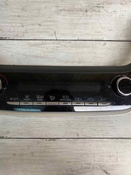 2019 2022 TOYOTA COROLLA SEDAN AC HVAC PAINEL DE CONTROLE DE TEMPERATURA OEM 5590012F30