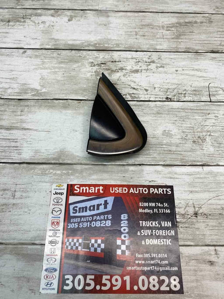 MOLDURA DE ESQUINA DELANTERA DERECHA DEL LADO DEL PASAJERO HONDA CRV 2020 OEM