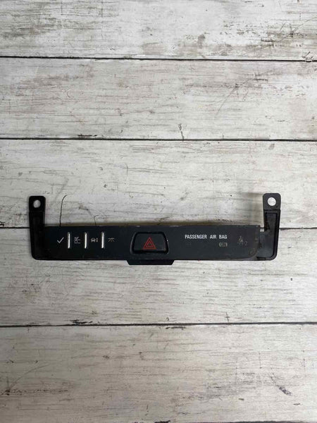 INTERRUPTOR DE AVISO DE PERIGO CHEVROLET TRAVERSE 2016 OEM 23369962