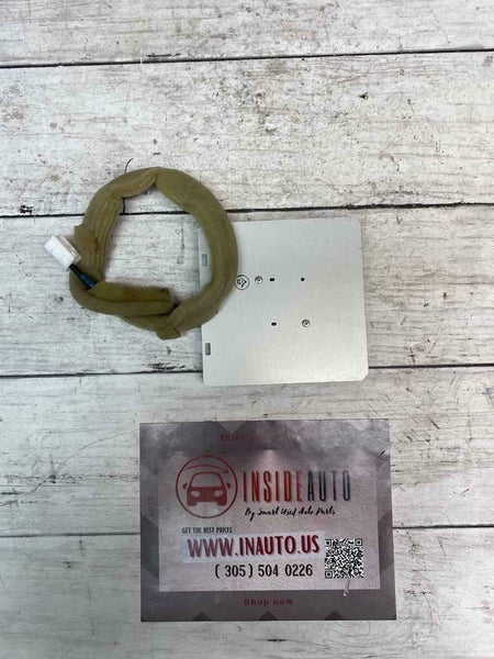 2014 2019 TOYOTA 4RUNNER GPS NAVIGATION ANTENNA ASSY OEM 8686035090