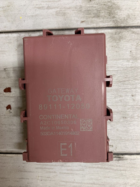 2020 2021 TOYOTA COROLLA GATEWAY CONTROL MODULE OEM 8911112050