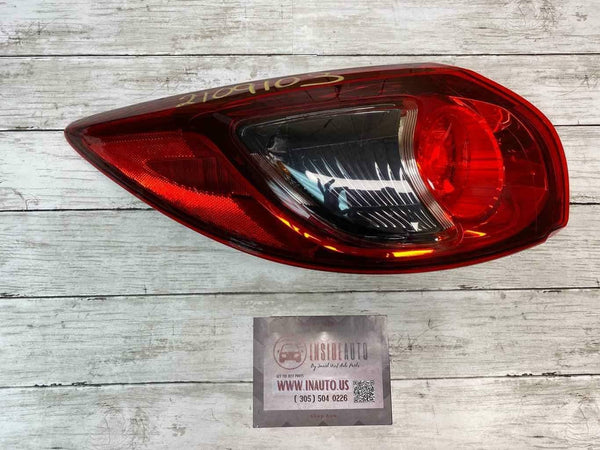 2013 2016 MAZDA CX5 LEFT DRIVER SIDE TAIL LIGHT ASSY OEM KD3351160D HAS SCRATCH