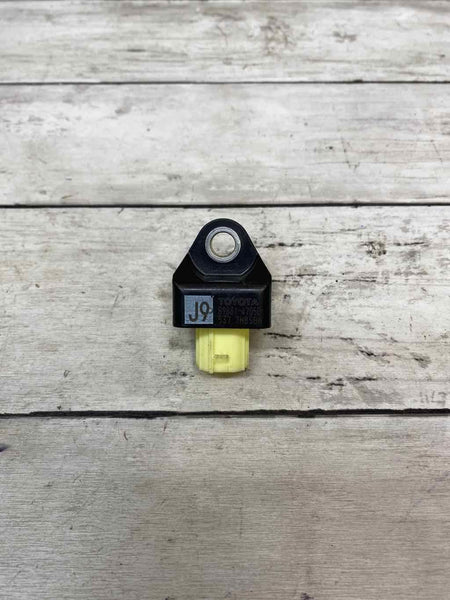 Sensor de impacto de choque SRS para Toyota Corolla 2020 OEM 8983147050