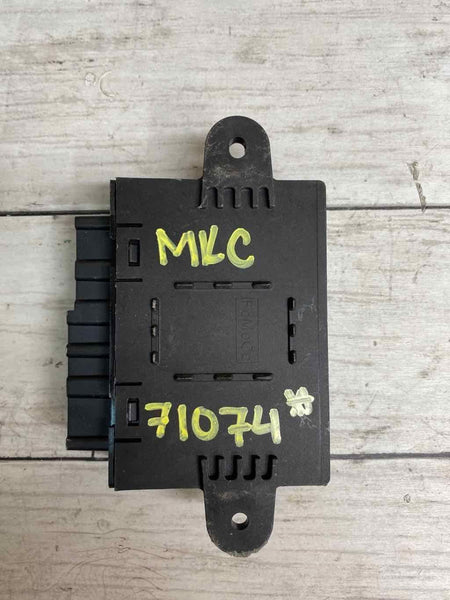 2019 LINCOLN MKC MÓDULO DE CONTROLE DA PORTA DIANTEIRA DIREITA OEM DG9T14B533EC