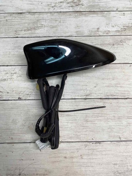 2018 2021 HONDA ACCORD ROOF SHARK FIN RADIO ANTENNA OEM BLACK 39150TVAC71