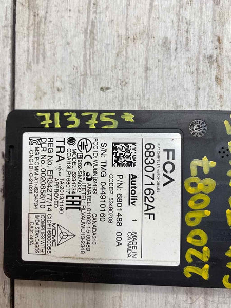 19 22 JEEP CHEROKEE PUNTO CIEGO TRASERO IZQUIERDO O DERECHO OEM 68307162AF