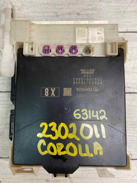 20 22 TOYOTA COROLLA MULTIFUNCTION CONTROL MODULE OEM 89221C12J40 8273012N90