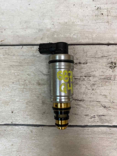 SELENÓIDE DEL CONECTOR DEL COMPRESOR DE AIRE ACONDICIONADO DEL INFINITI Q50 2015 OEM