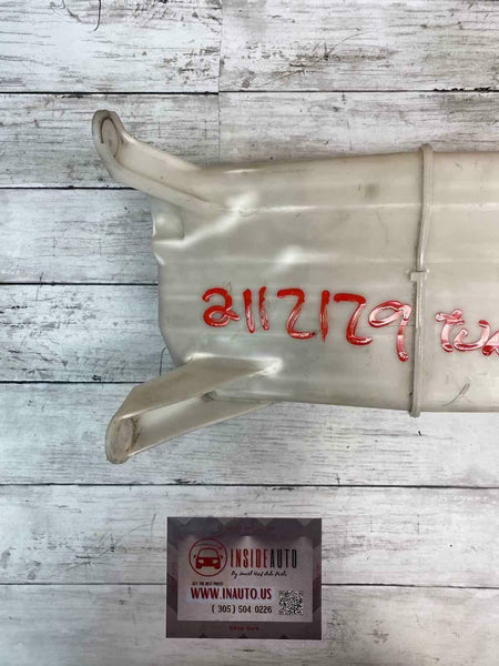 DEPÓSITO DEL TANQUE DEL LIMPIAPARABRISAS DEL LAVAPARABRISAS DE TOYOTA TUNDRA 2015 OEM