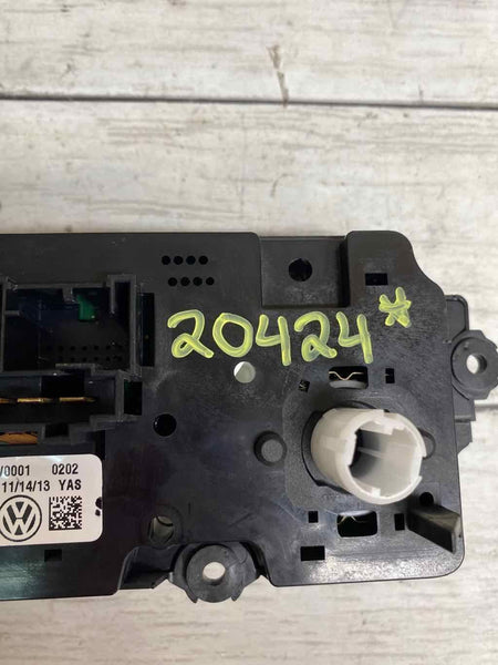 11 14 VOLKSWAGEN JETTA SEDAN HVAC AC AQUECEDOR PAINEL DE CONTROLE ASSY OEM 5C0820047BK
