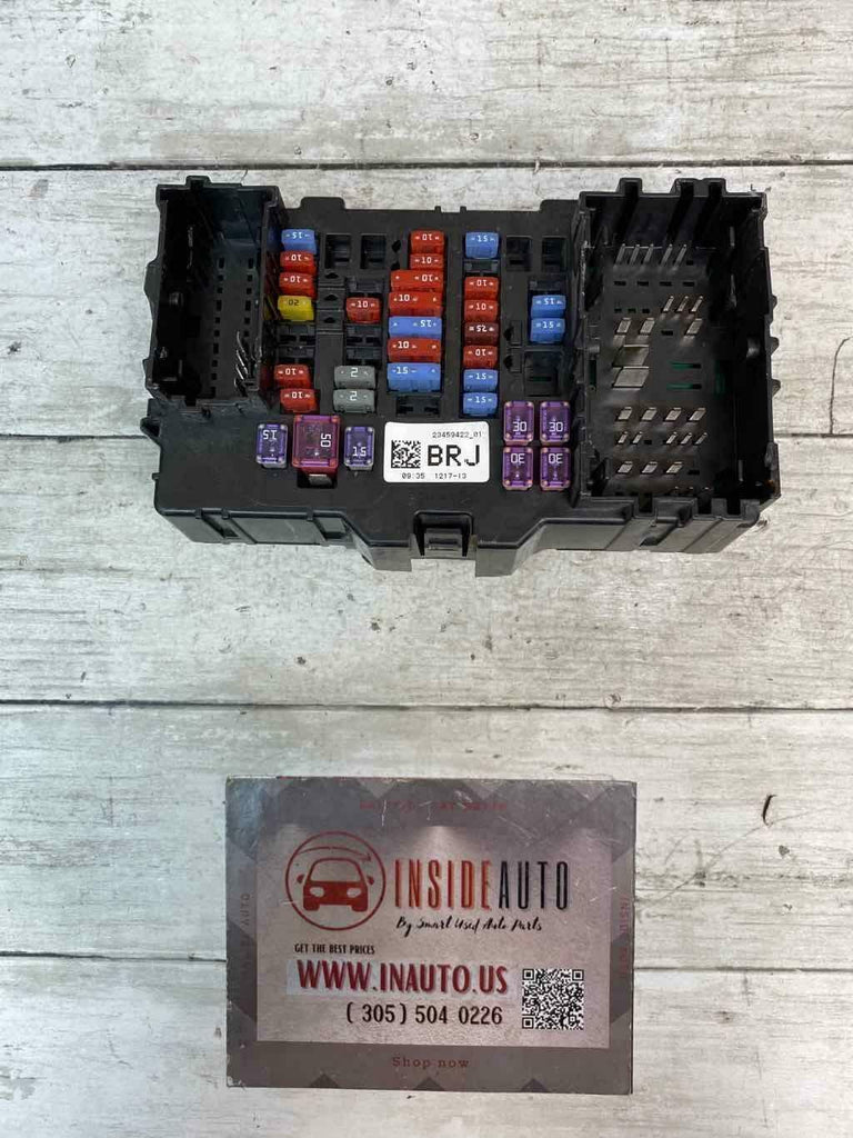 Esquema fusibles Renault Clio 3 - caja de fusibles y asignación de Esquema fusibles Renault Clio 3 - caja de fusibles y asignación de