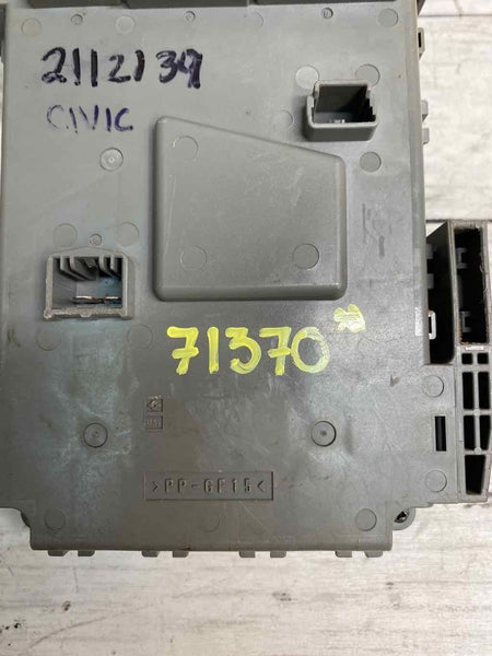 Caja de fusibles y relés de unión para Honda Civic 2022 OEM T23A010