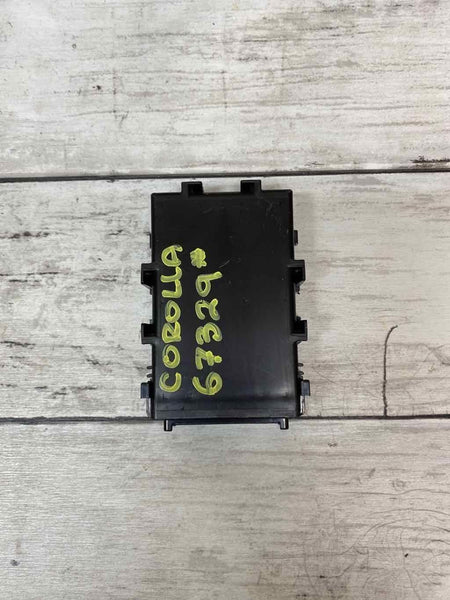 Toyota Corolla network gateway 2017 2018 2019 control module OEM 8910002040