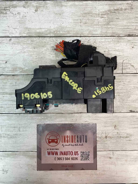 2016 BUICK ENCORE JUNCTION BLOCK RELAY BOX ASSY OEM