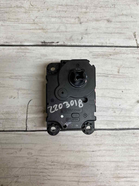Conjunto de actuador de motor de trampilla de aire acondicionado y calefacción (HVAC) para Chevrolet Equinox 2018, OEM 16465372R2
