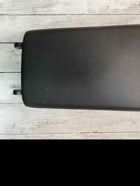 Apoio de braço Honda Accord 2021 2022 console central apoio de braço couro preto assy OEM