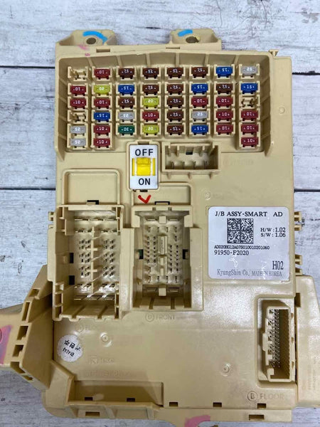 Caja de fusibles y relés de unión para Hyundai Elantra 2018, OEM 91950F2020