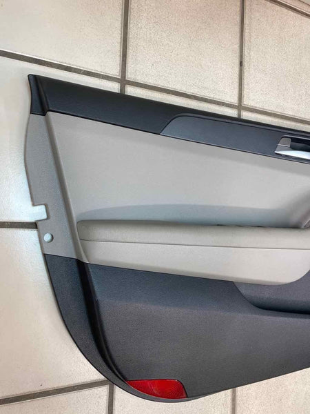 15 17 HYUNDAI SONATA FRONT LEFT INNER DOOR TRIM PANEL OEM GRAY 82305C2110TGG