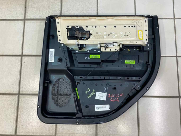 Moldura de panel de puerta de Dodge Ram 13 a 21, cabina doble, parte trasera izquierda, negra, OEM 1VE131X9AB