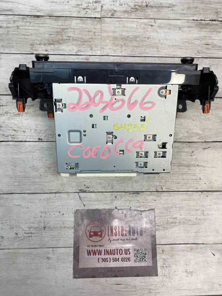 PANTALLA Y RECEPTOR DE RADIO AM FM PARA TOYOTA COROLLA 21 CONJUNTO SED OEM 8614012610