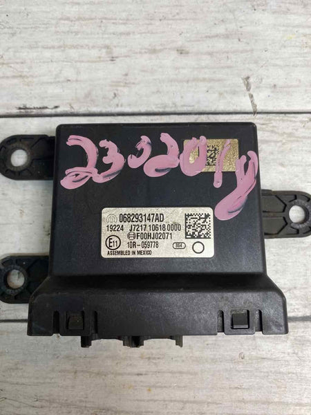Módulo de controle de assistência de estacionamento Dodge Ram 14 22 1500 pickup 2.4L OEM 068293147AD 