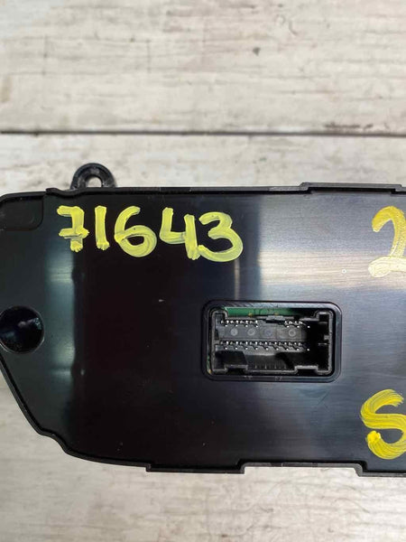 HYUNDAI SONATA 18 19 RADIO AM FM RADIO Y RELOJ PANEL DE CONTROL OEM 94510C2AB04XZ