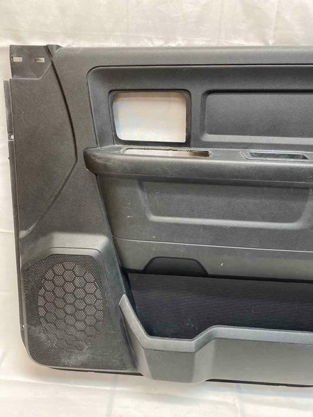 Acabamento do painel da porta Dodge Ram 13 a 18 cabine dupla frente lado direito OEM 1VZ361X9AF