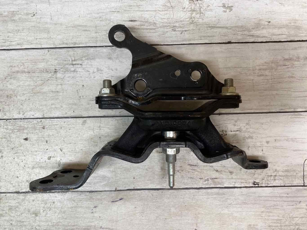 2020 NISSAN PATHFINDER 3.5L ENGINE FRAME MOUNT OEM