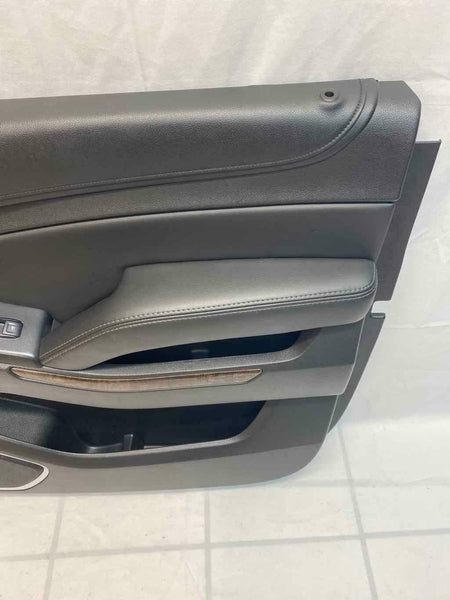 2015 2019 GMC SUBURBAN REAR RIGHT PASSENGER SIDE DOOR TRIM PANEL BLACK 23387304