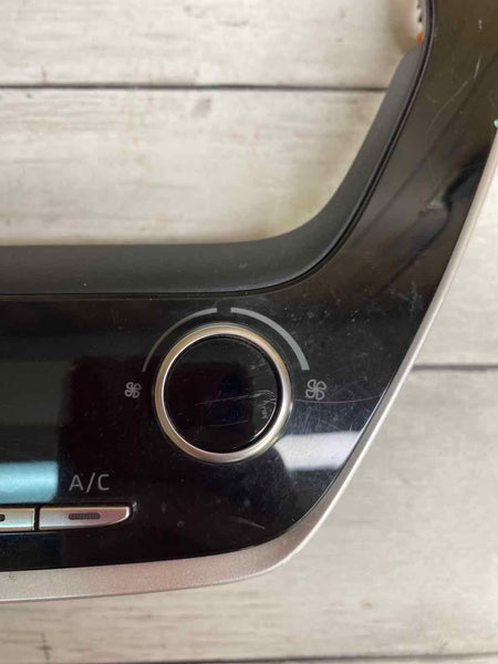 2019 2022 TOYOTA COROLLA SEDAN AC HVAC PAINEL DE CONTROLE DE TEMPERATURA OEM 5590012F30