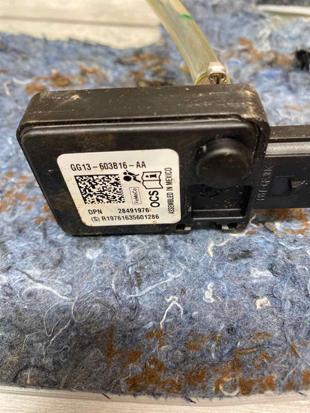 Sensor del asiento del pasajero delantero del Ford Taurus 2017 OEM GG13603B16AA