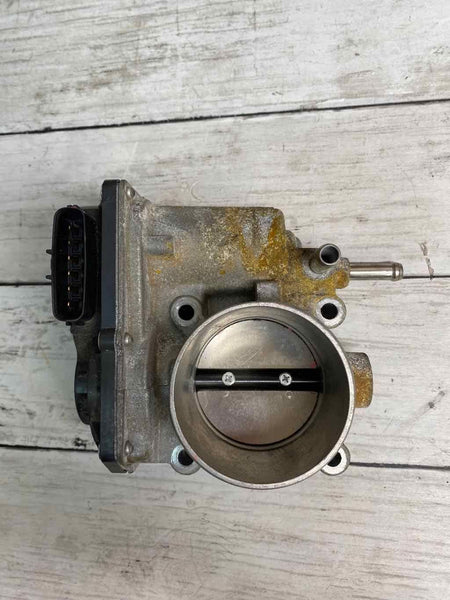 11 19 TOYOTA COROLLA SEDAN 1.8L THROTTLE BODY VALVE ASSY OEM 220300T080