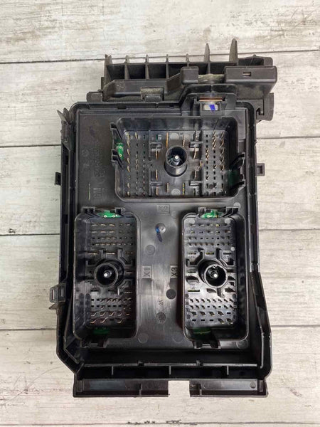 18 21 CHEVROLET EQUINOX 1.5L ENGINE FUSE RELAY BOX ASSY OEM 23246682