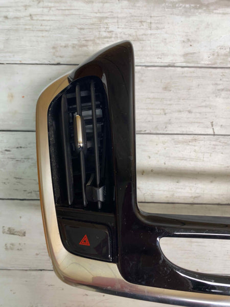 MOLDURA DE BISEL PARA PANTALLA DE RADIO DE TABLERO CHEVY TRAVERSE 2021 OEM 84286789