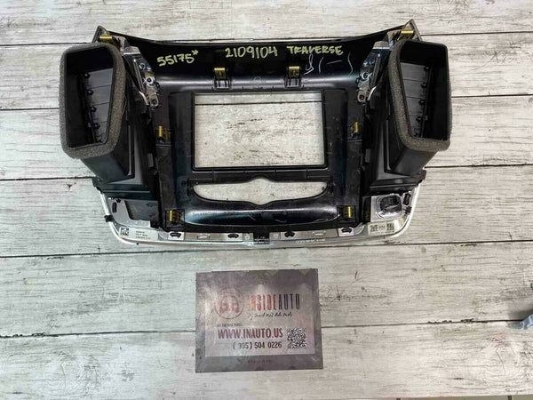 2020 CHEVROLET TRAVERSE RÁDIO TRIM BEZEL ASSY OEM 23493884