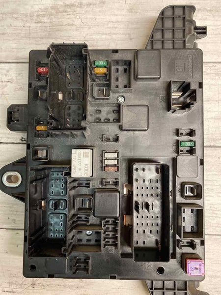 Caja de bloque de relé y fusibles de unión para Buick Verano 2017 OEM 23381890