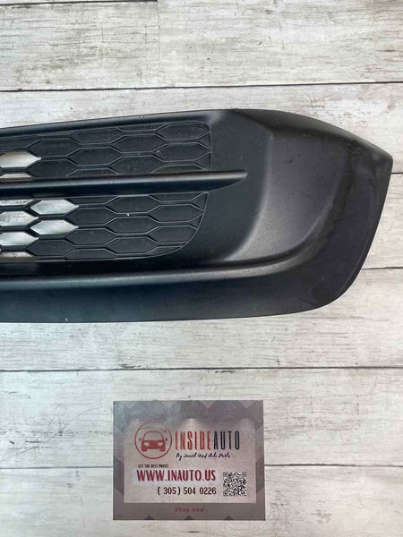 19 20 HONDA CIVIC SEDAN 2.0L LOWER RIGHT PASSENGER SIDE GRILLE OEM 71185TBAA50
